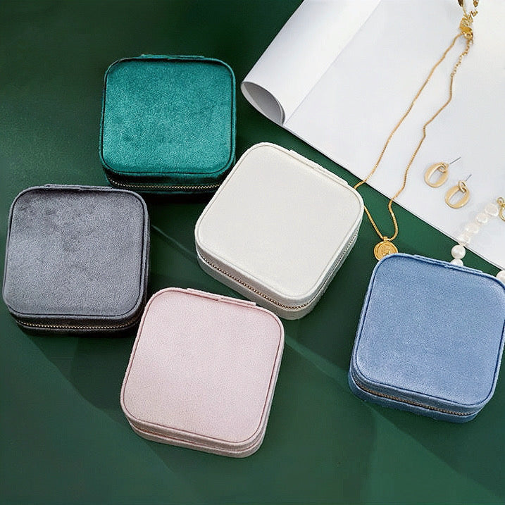 Front view of 5 colors of Portable Velvet Jewelry Case storage organizer.