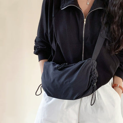 Borsa a tracolla con coulisse plissettata