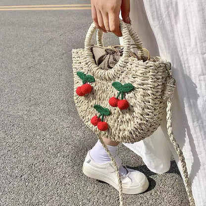 Borsa di paglia in rattan di ciliegio