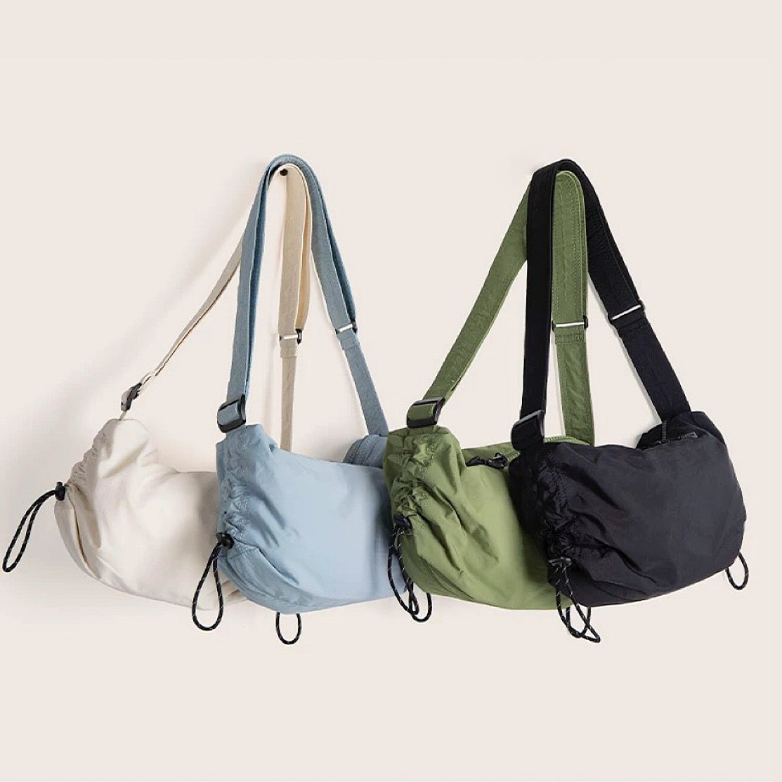 Borsa a tracolla con coulisse plissettata