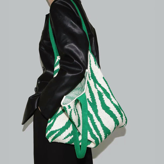Borsa tote lavorata a maglia con stampa zebra