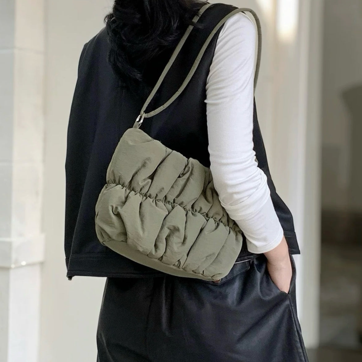 Borsa nuvola plissettata