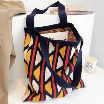 Borsa tote lavorata a maglia con colori a contrasto geometrici