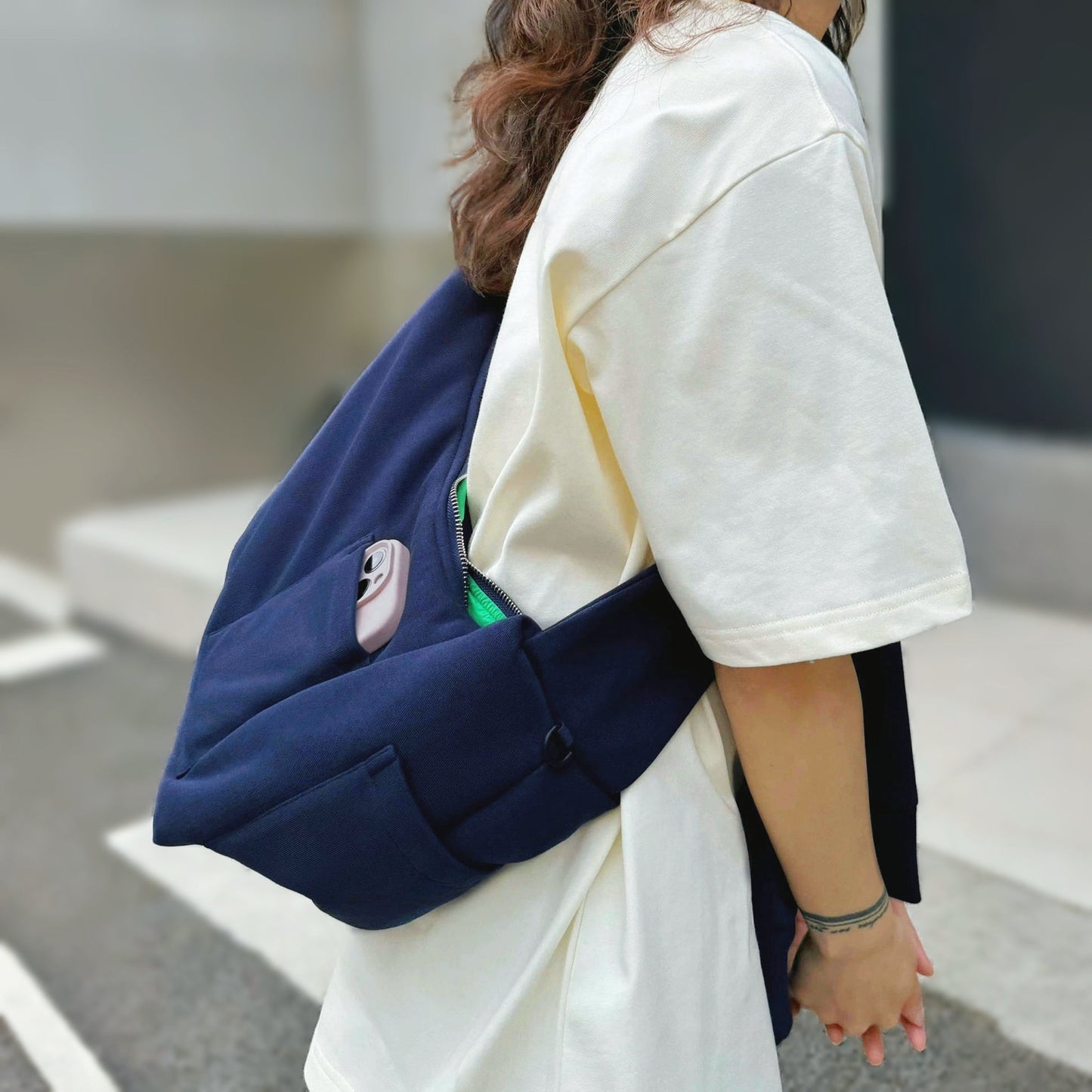 Borsa con manicotto Twist &amp; Tie